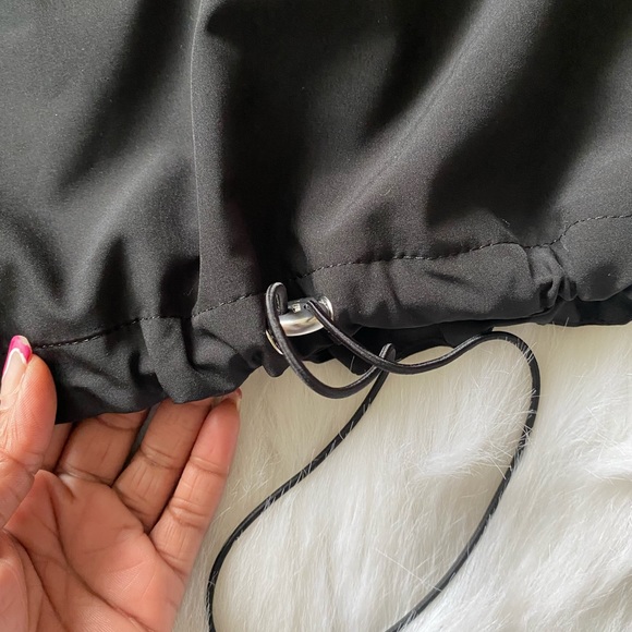 Calvin Klein Performance WindBreaker - Picture 8 of 9